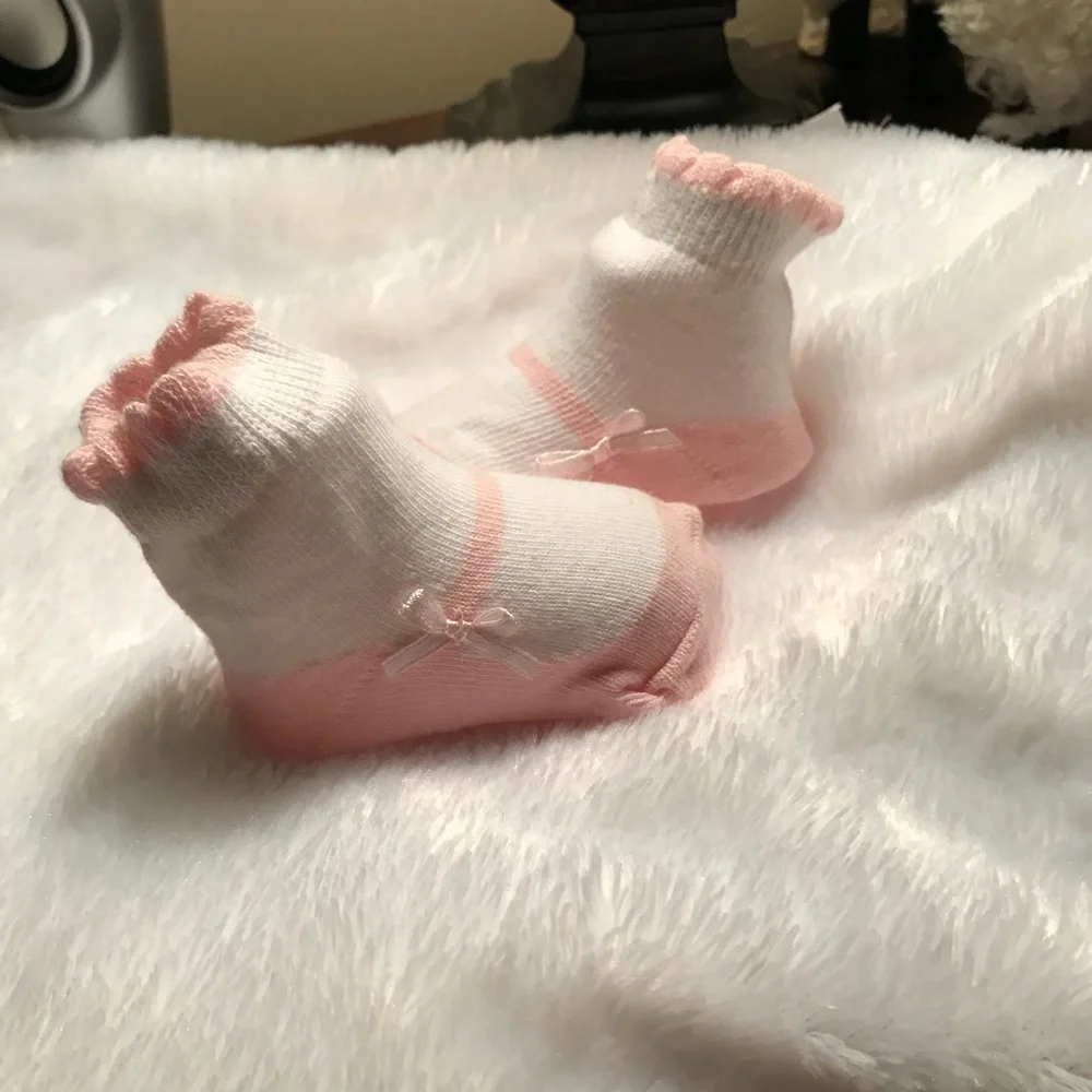 Newborn Baby Pink Bow Ruffle Sock Booties